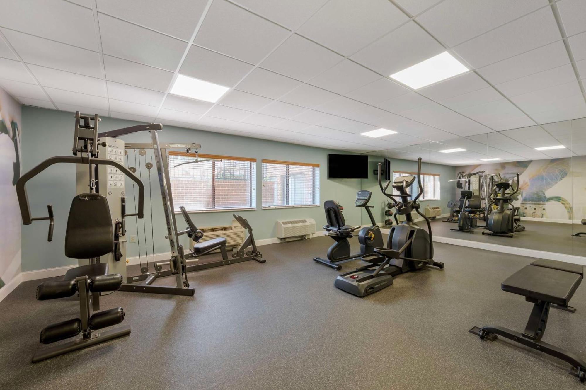Best Western Plus Alexandria Fort Belvoir Mount Vernon Exterior foto